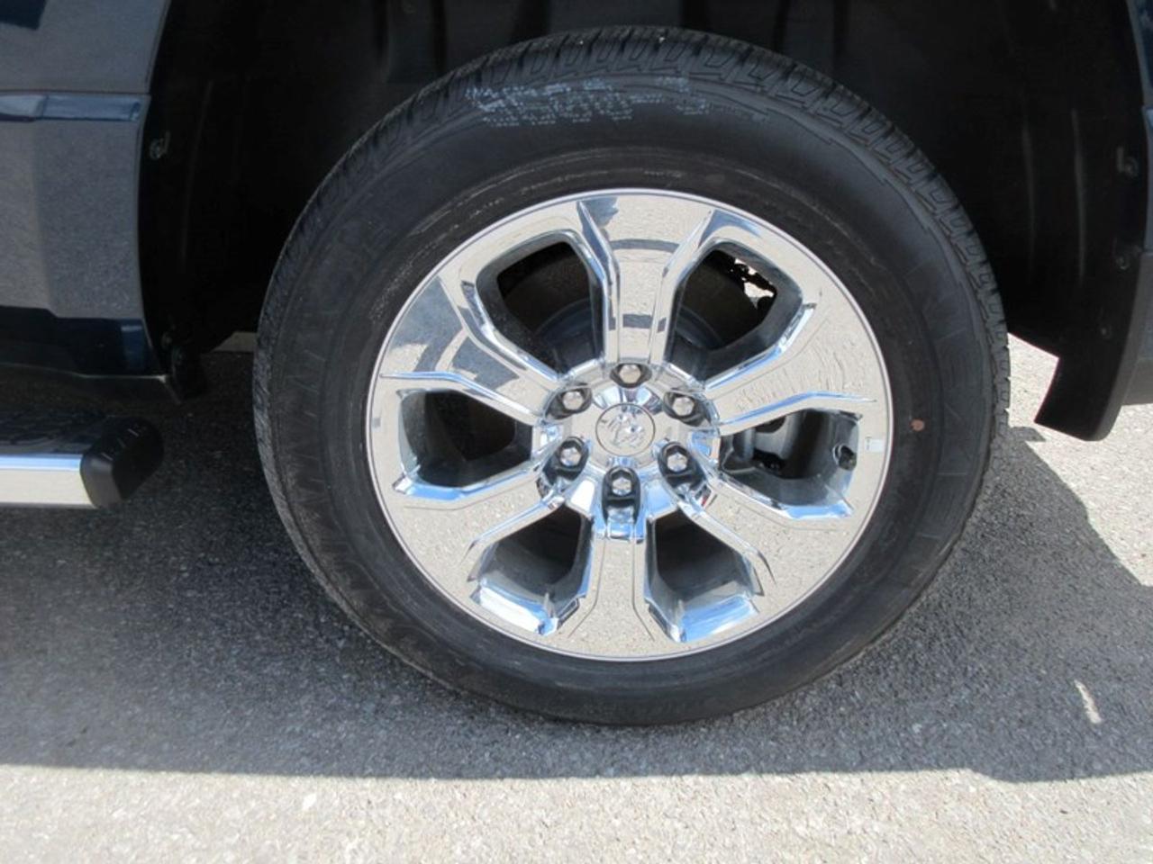 2022 RAM 1500 Crew Cab Big Horn 4X4 Photo