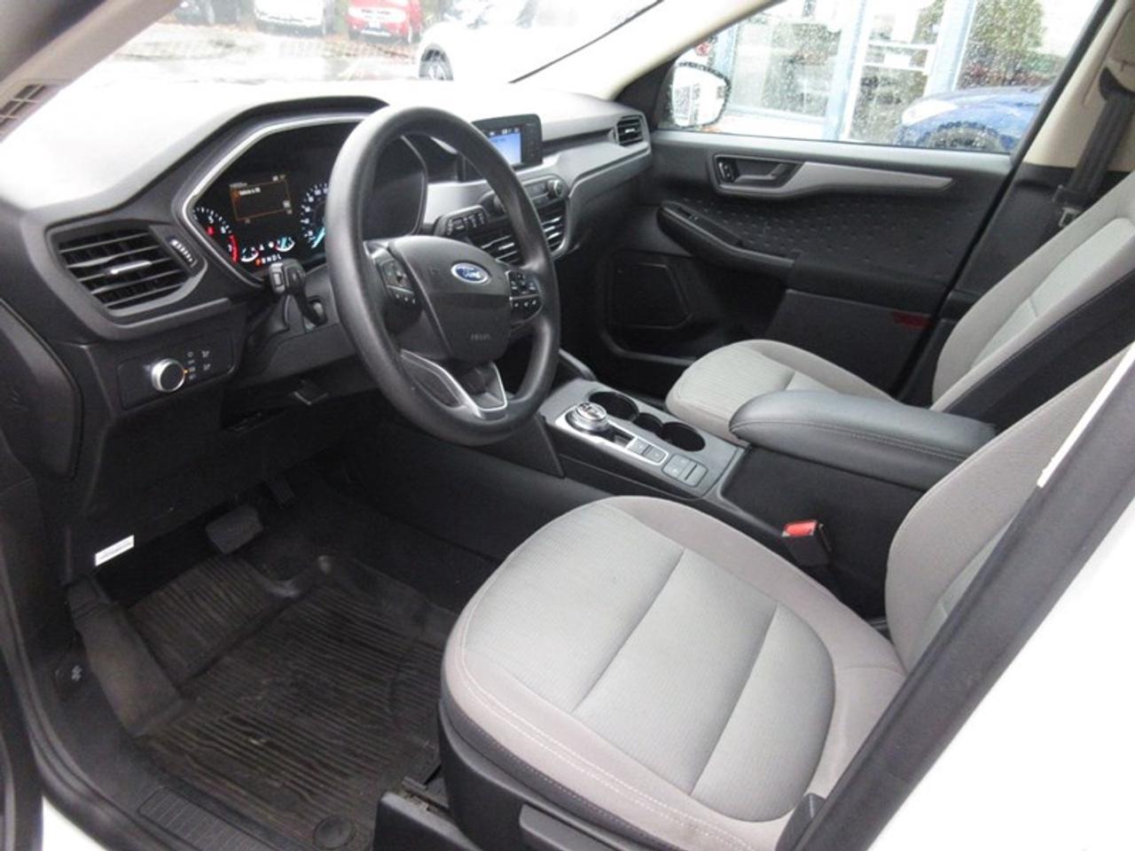 2020 Ford Escape S Photo