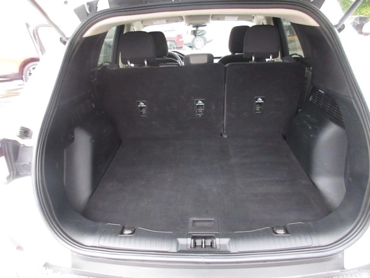 2020 Ford Escape S Photo