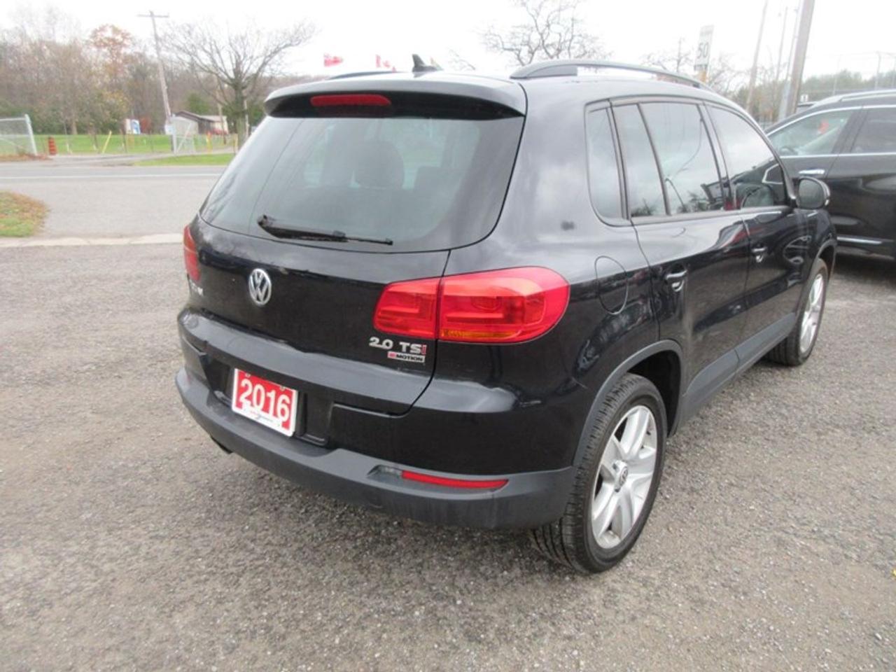 2016 Volkswagen Tiguan COMFORTLINE 4Motion Photo