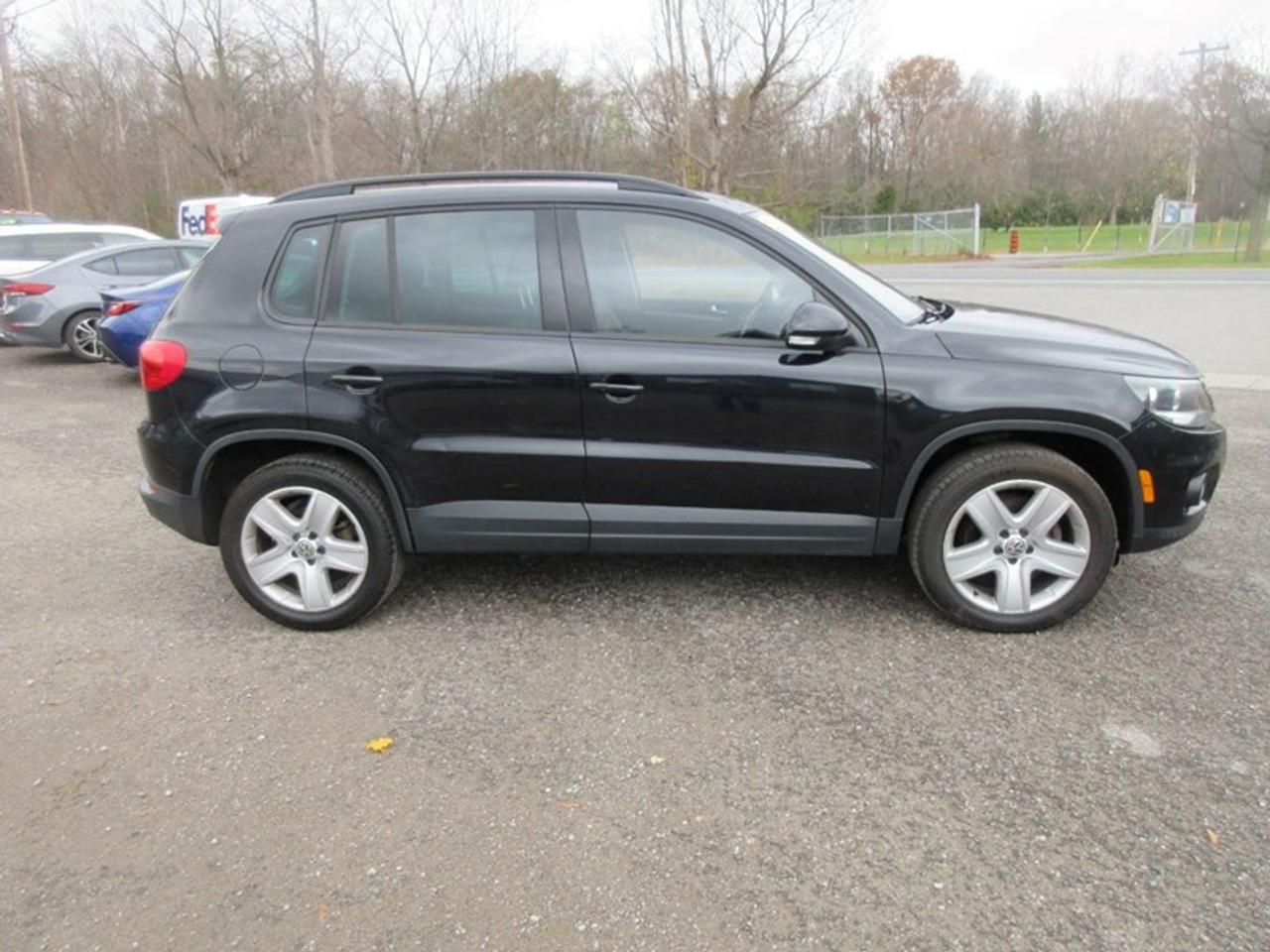 2016 Volkswagen Tiguan COMFORTLINE 4Motion Photo
