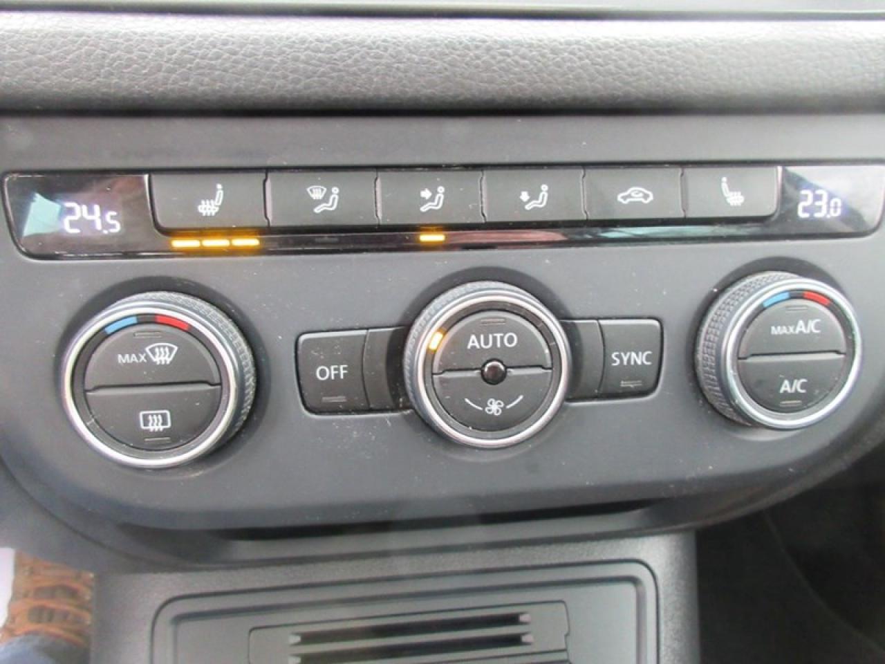 2016 Volkswagen Tiguan COMFORTLINE 4Motion Photo