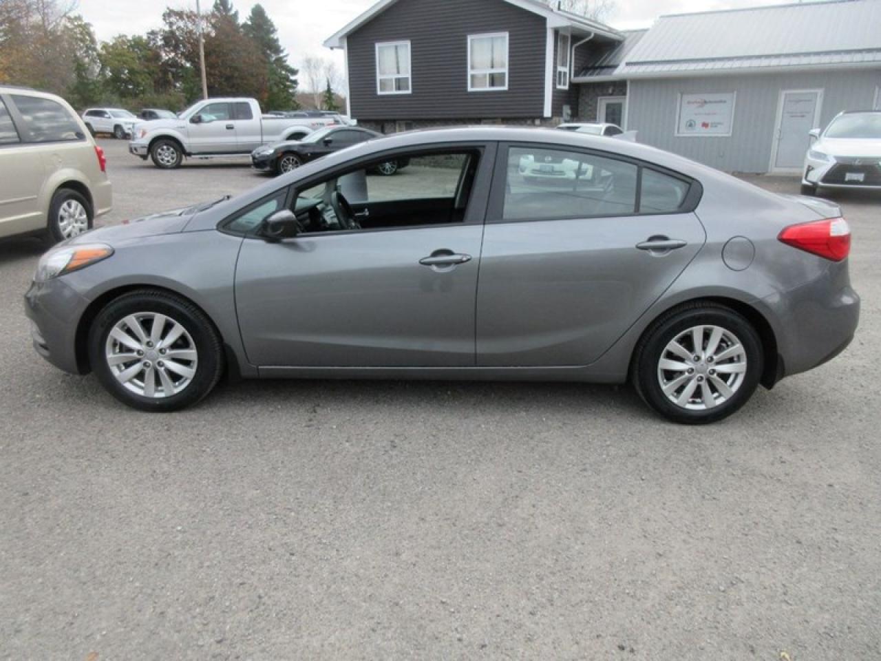 2016 Kia Forte LX Photo