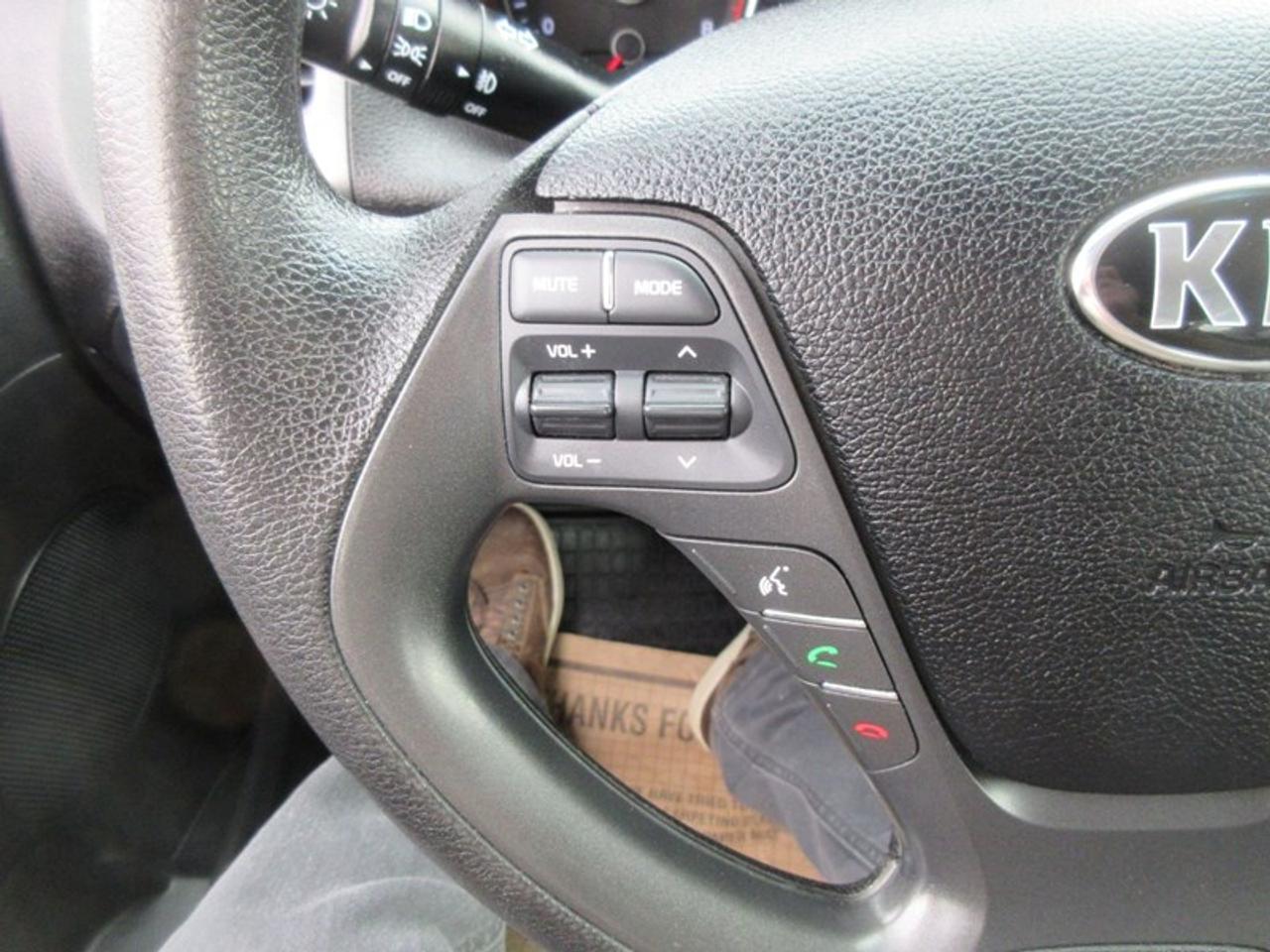 2016 Kia Forte LX Photo