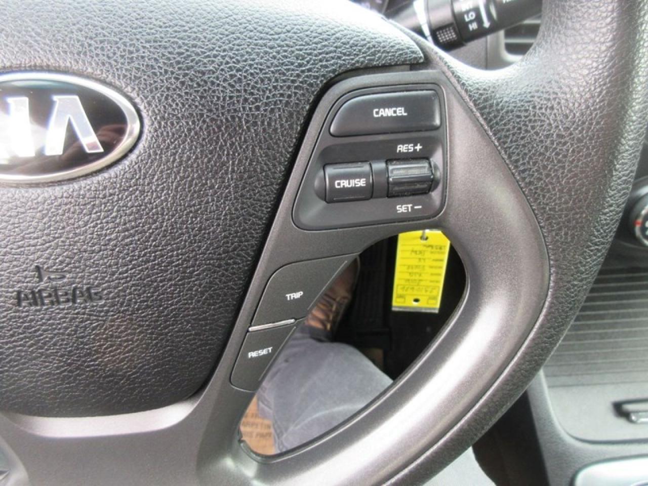 2016 Kia Forte LX Photo