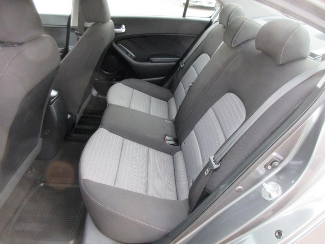 2016 Kia Forte LX Photo