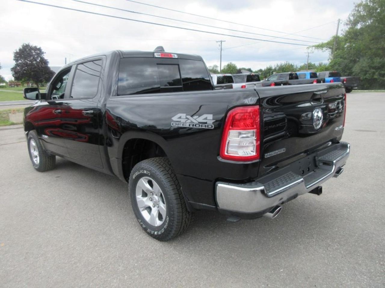 2022 RAM 1500 Crew Cab Big Horn 4X4 Photo