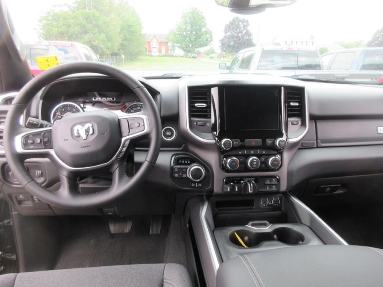 2022 RAM 1500 Crew Cab Big Horn 4X4 Photo