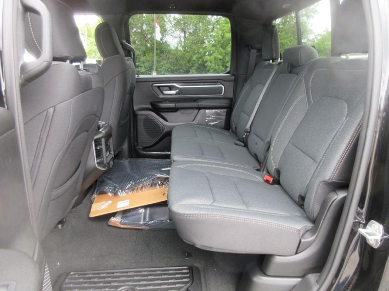 2022 RAM 1500 Crew Cab Big Horn 4X4 Photo