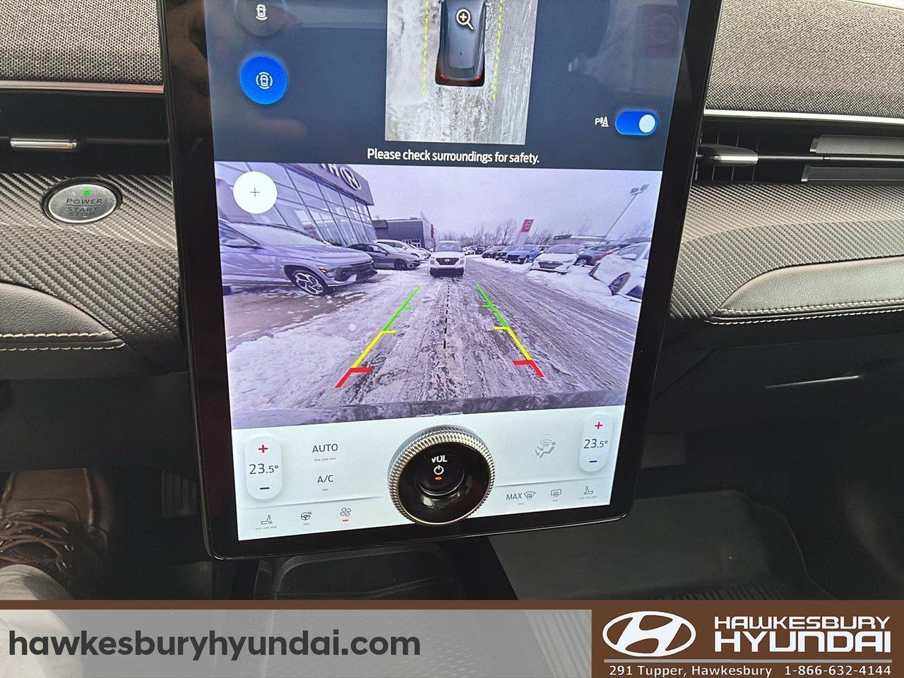 2023 Ford Mustang Mach-E Premium Photo