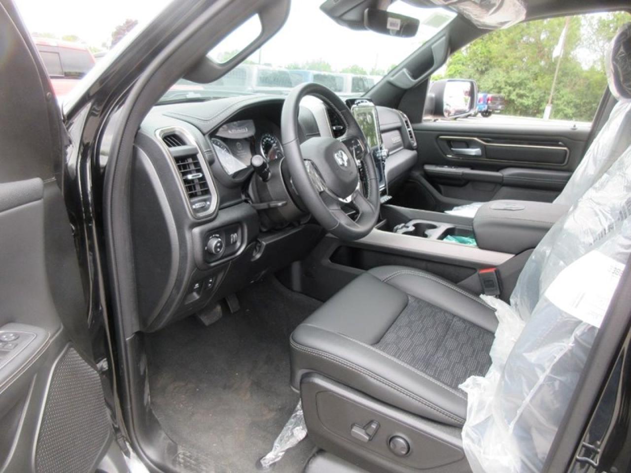 2022 RAM 1500 Sport Crew Cab Photo