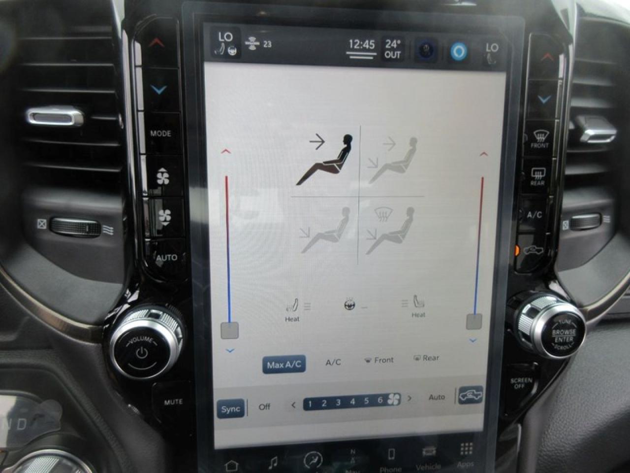 2022 RAM 1500 Sport Crew Cab Photo