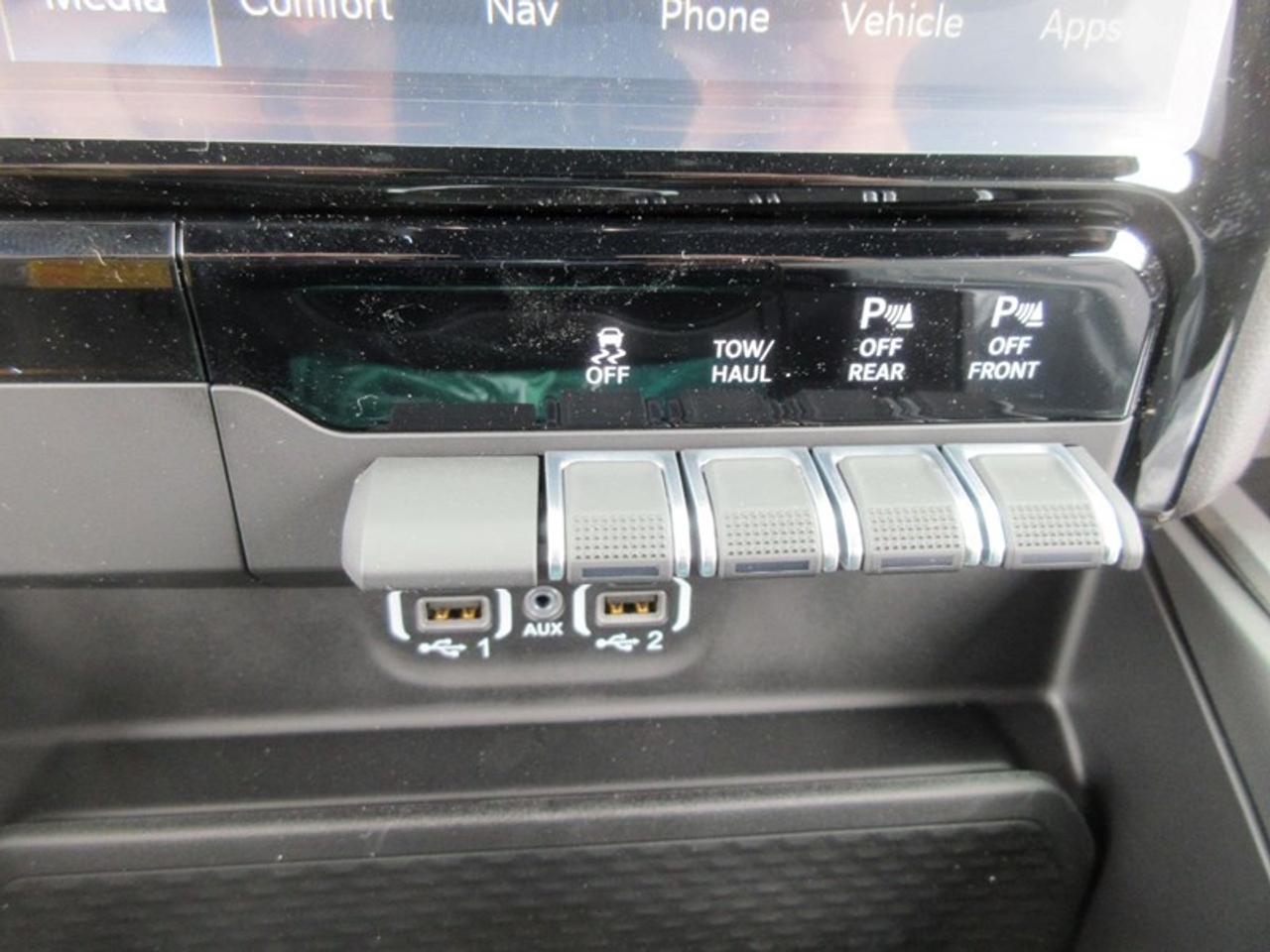 2022 RAM 1500 Sport Crew Cab Photo