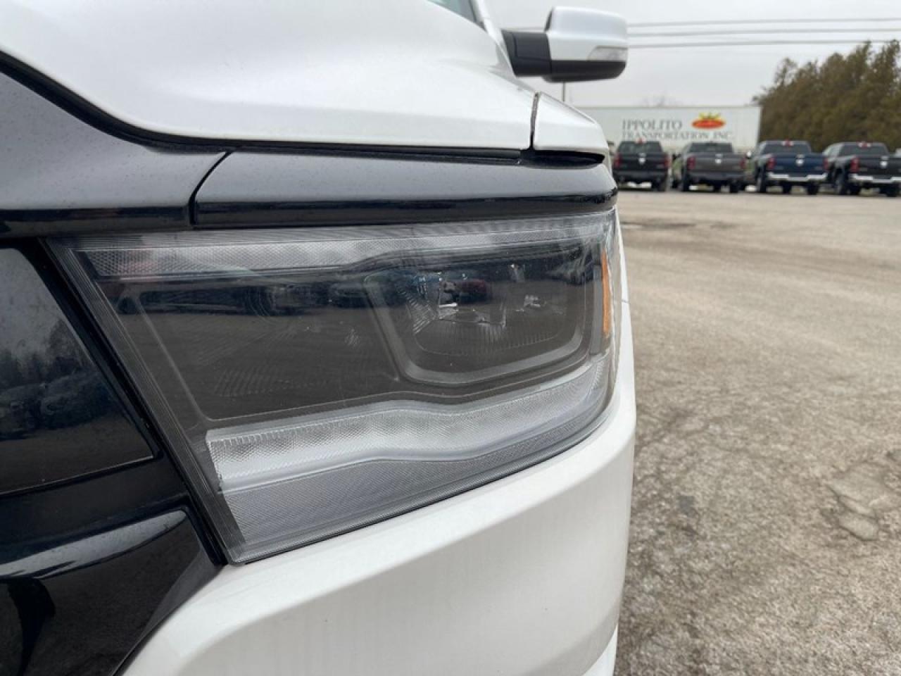 2022 RAM 1500 Sport Crew Cab Photo4