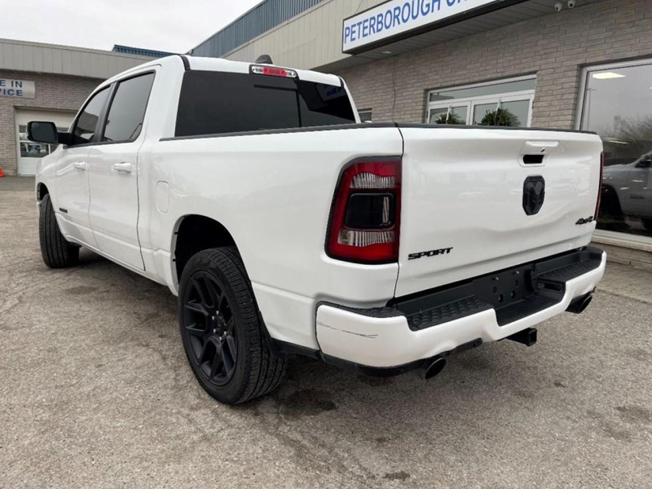 2022 RAM 1500 Sport Crew Cab Photo