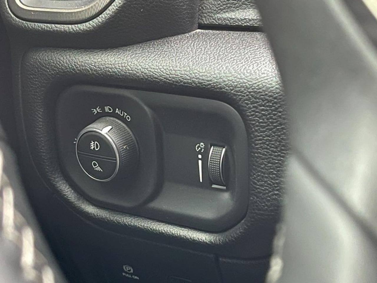 2022 RAM 1500 Sport Crew Cab Photo