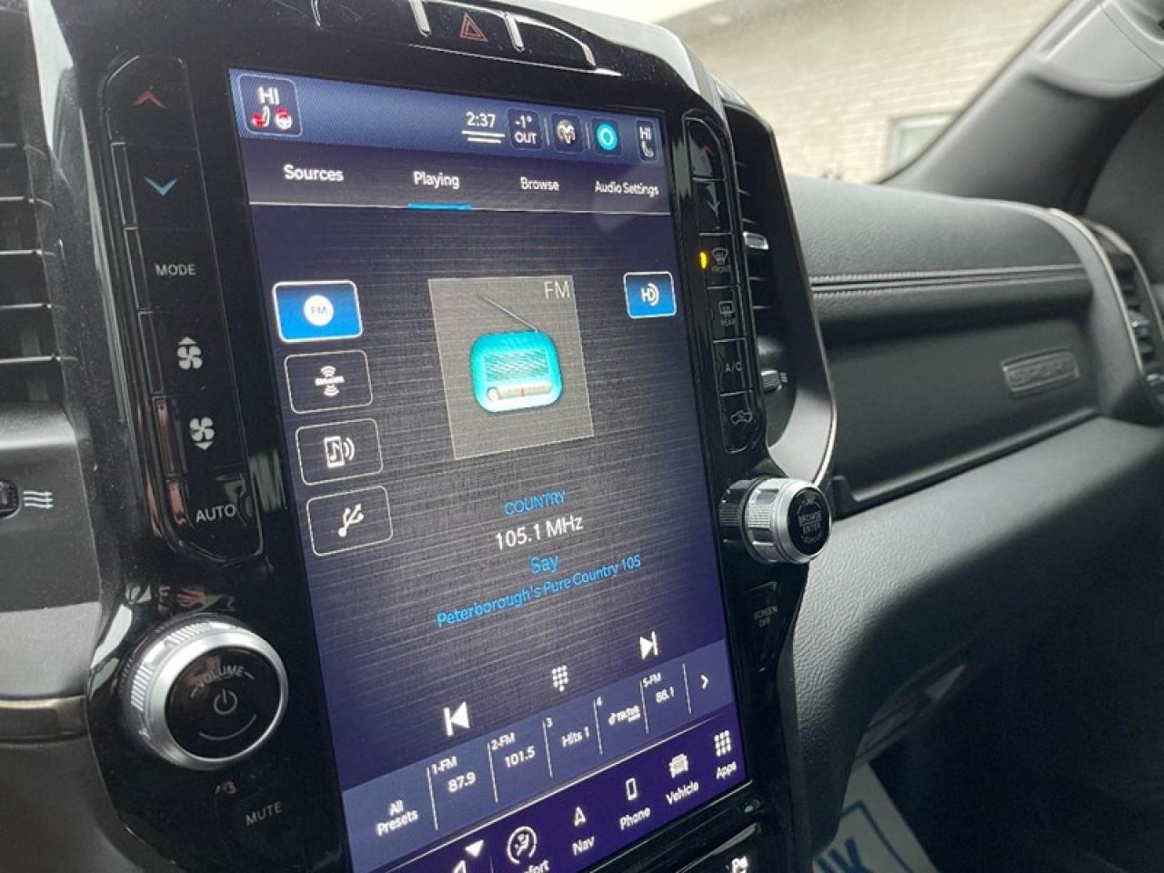 2022 RAM 1500 Sport Crew Cab Photo