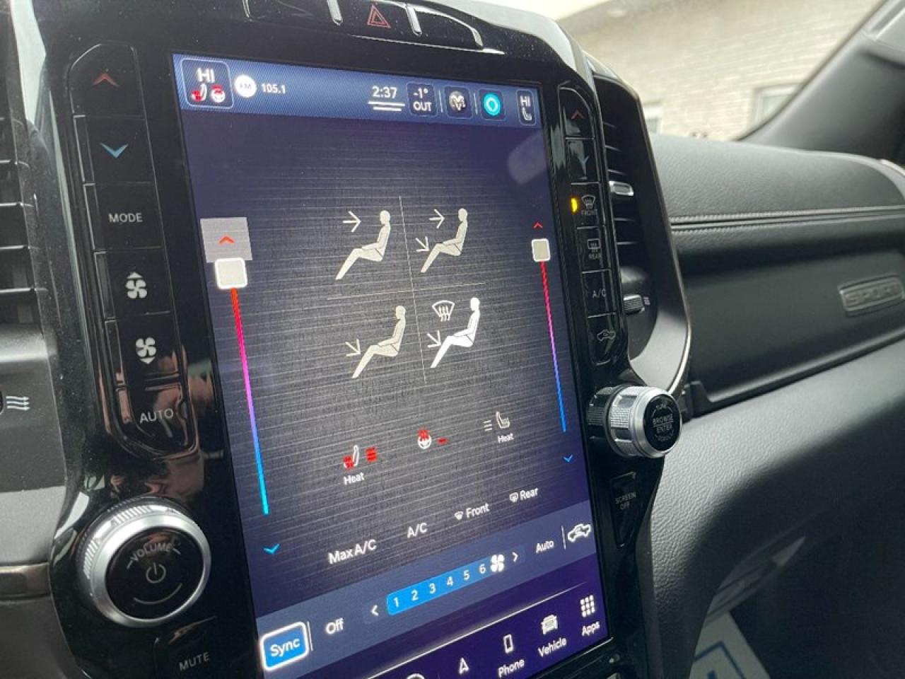 2022 RAM 1500 Sport Crew Cab Photo