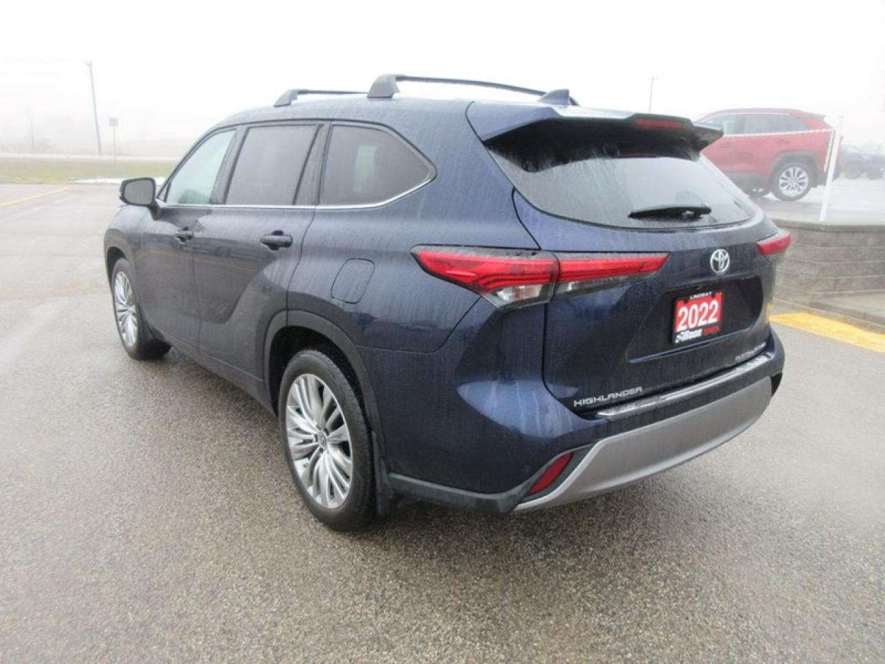 2022 Toyota Highlander Plantium  AWD Photo