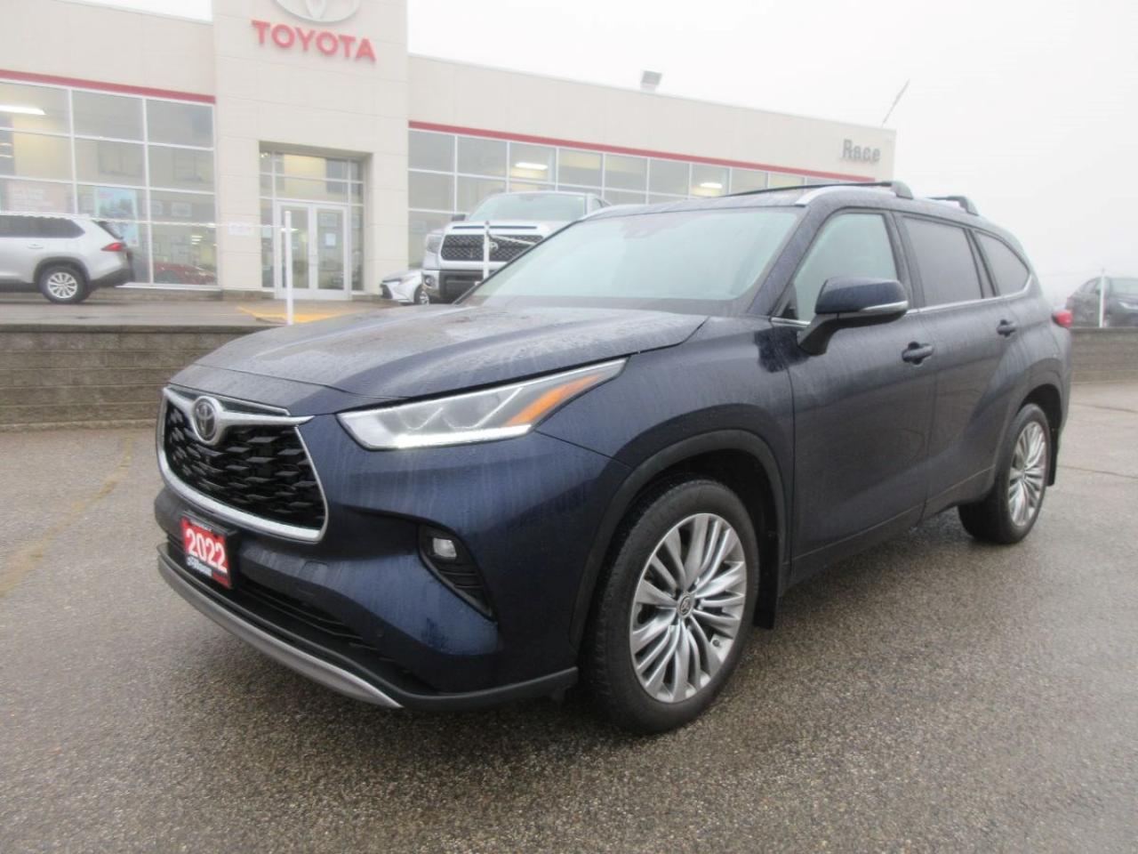 2022 Toyota Highlander Plantium  AWD Photo0