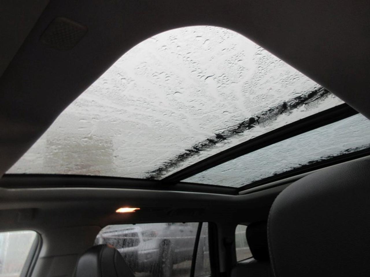 2022 Toyota Highlander Plantium  AWD Photo