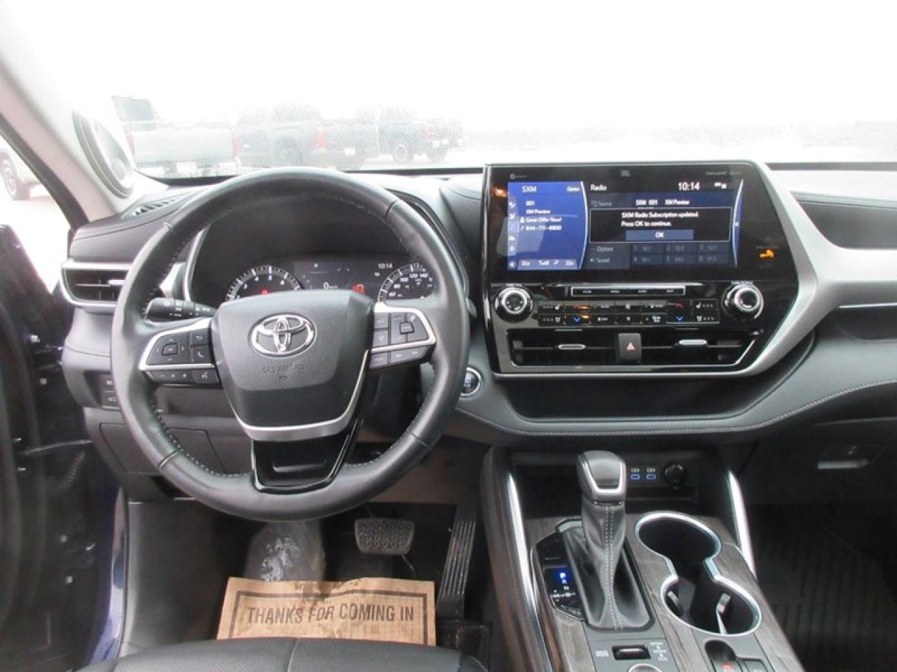 2022 Toyota Highlander Plantium  AWD Photo