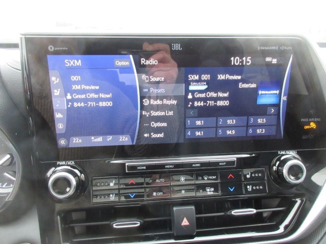 2022 Toyota Highlander Plantium  AWD Photo