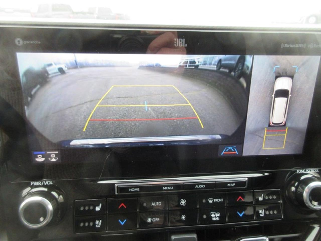 2022 Toyota Highlander Plantium  AWD Photo