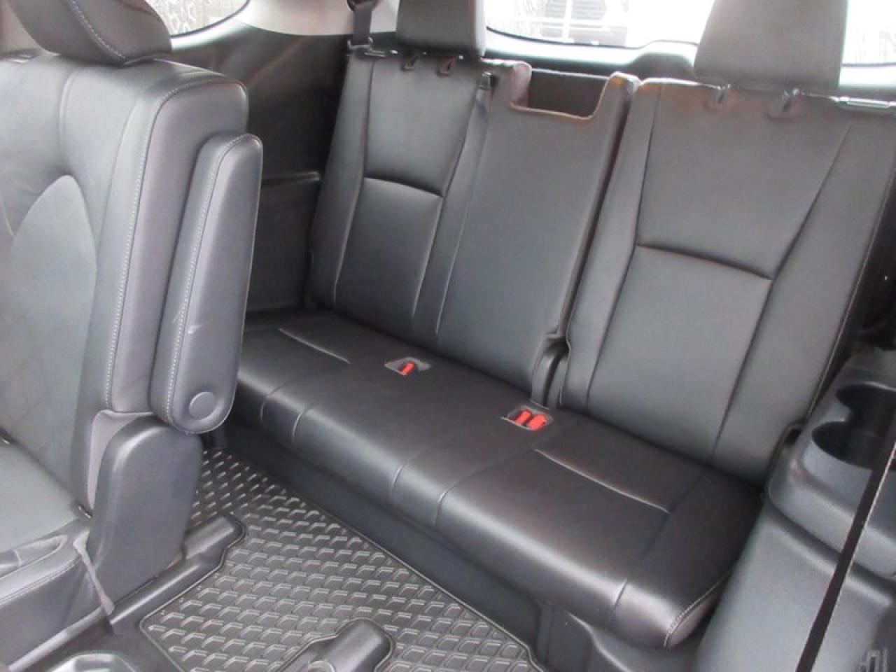 2022 Toyota Highlander Plantium  AWD Photo