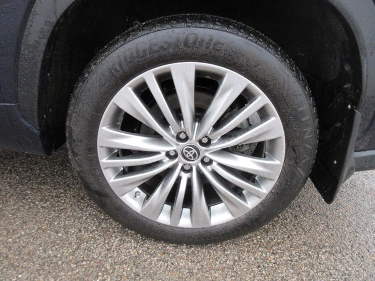 2022 Toyota Highlander Plantium  AWD Photo