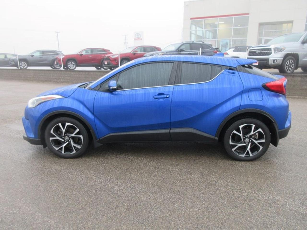 2019 Toyota C-HR Limited Photo5