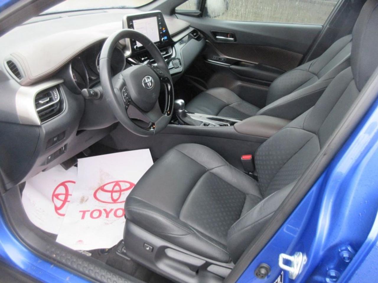 2019 Toyota C-HR Limited Photo