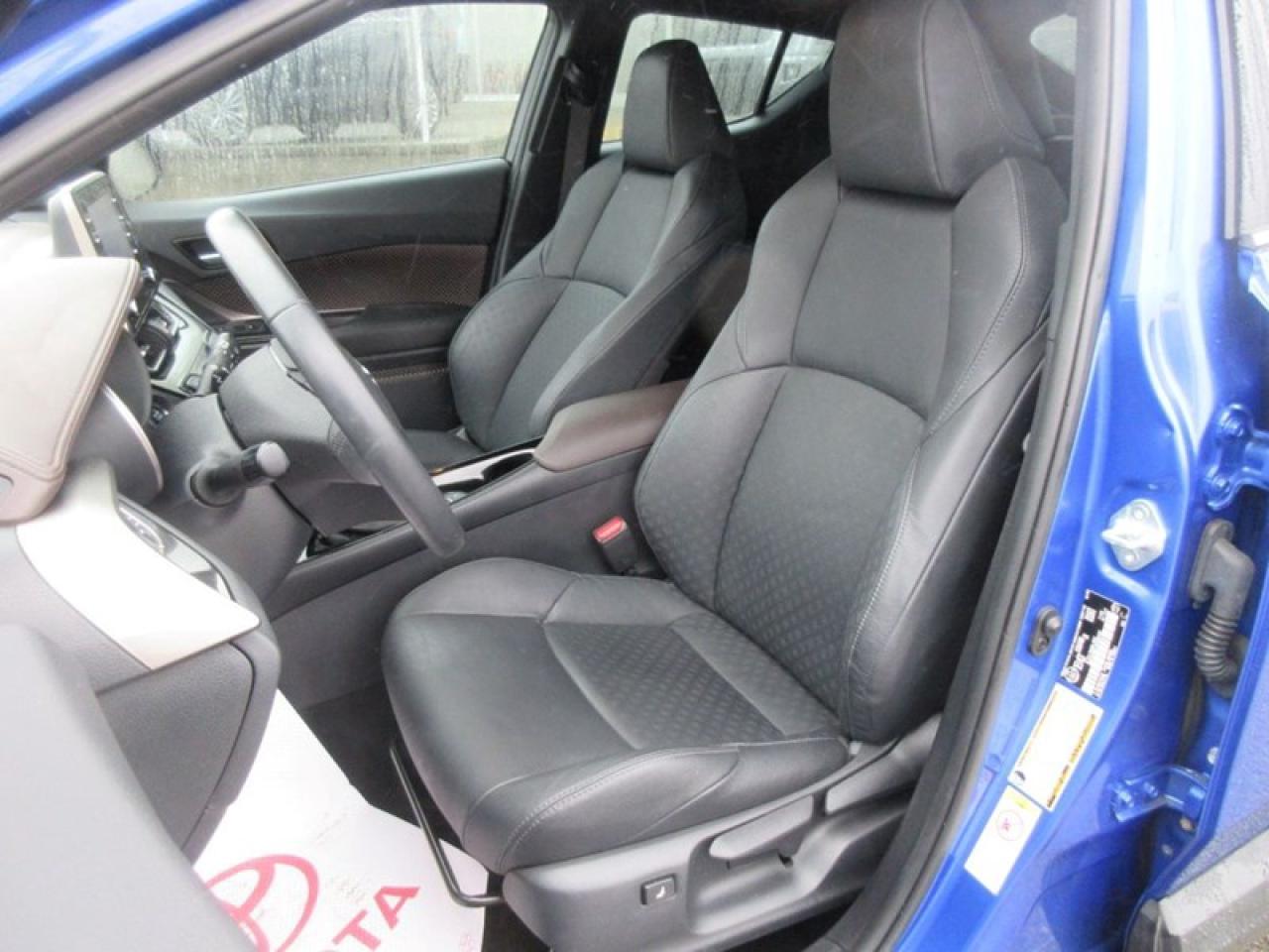 2019 Toyota C-HR Limited Photo