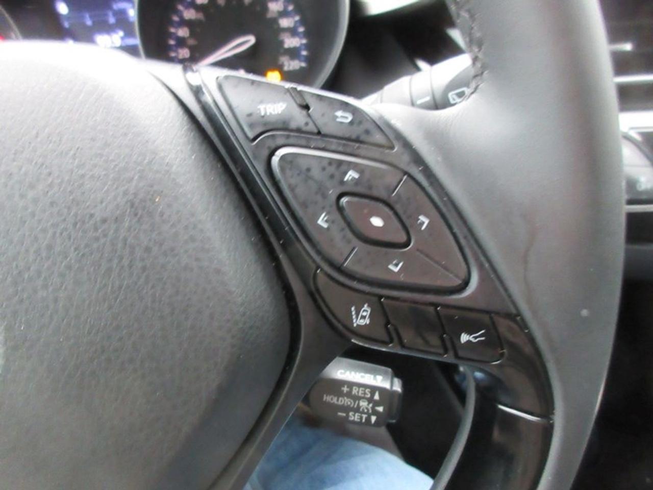 2019 Toyota C-HR Limited Photo