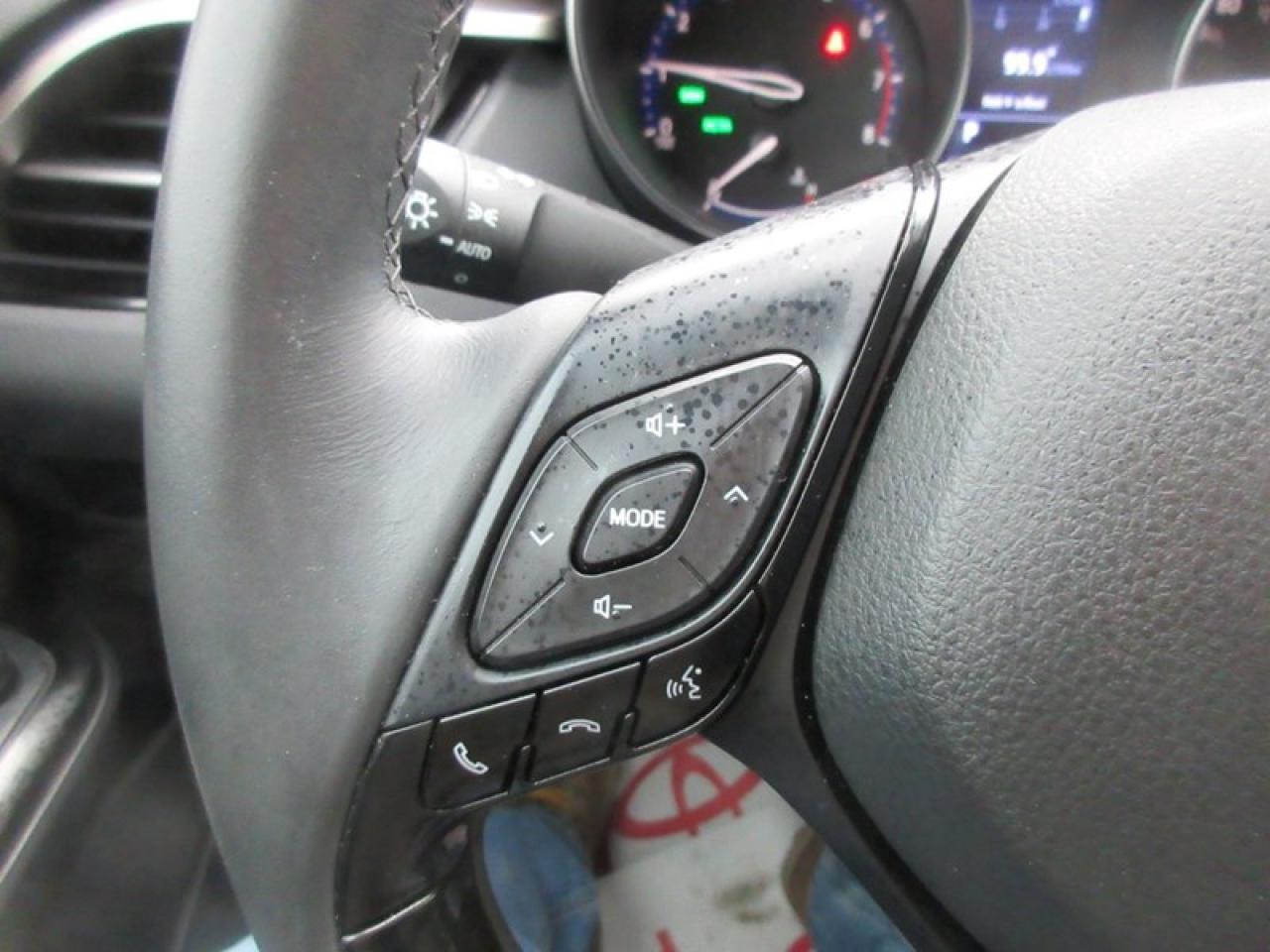 2019 Toyota C-HR Limited Photo