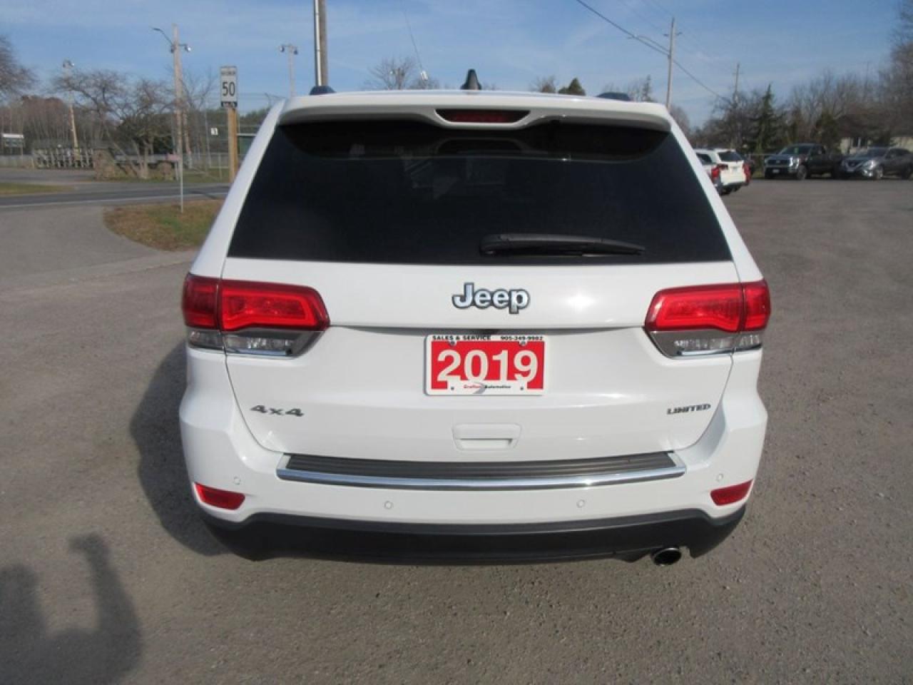 2019 Jeep Grand Cherokee LIMITED 4X4 Photo