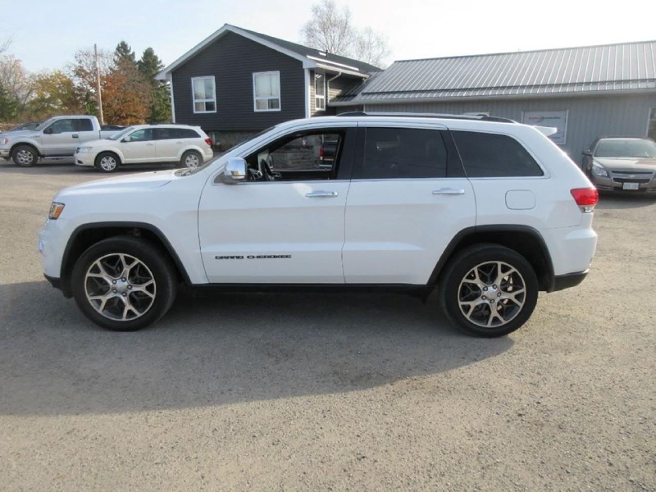 2019 Jeep Grand Cherokee LIMITED 4X4 Photo
