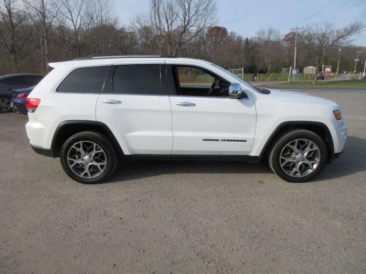 2019 Jeep Grand Cherokee LIMITED 4X4 Photo