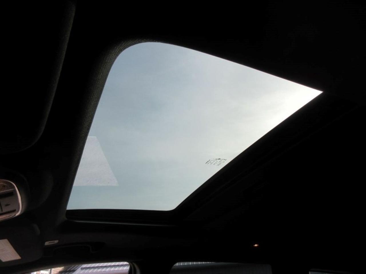 2019 Jeep Grand Cherokee LIMITED 4X4 Photo