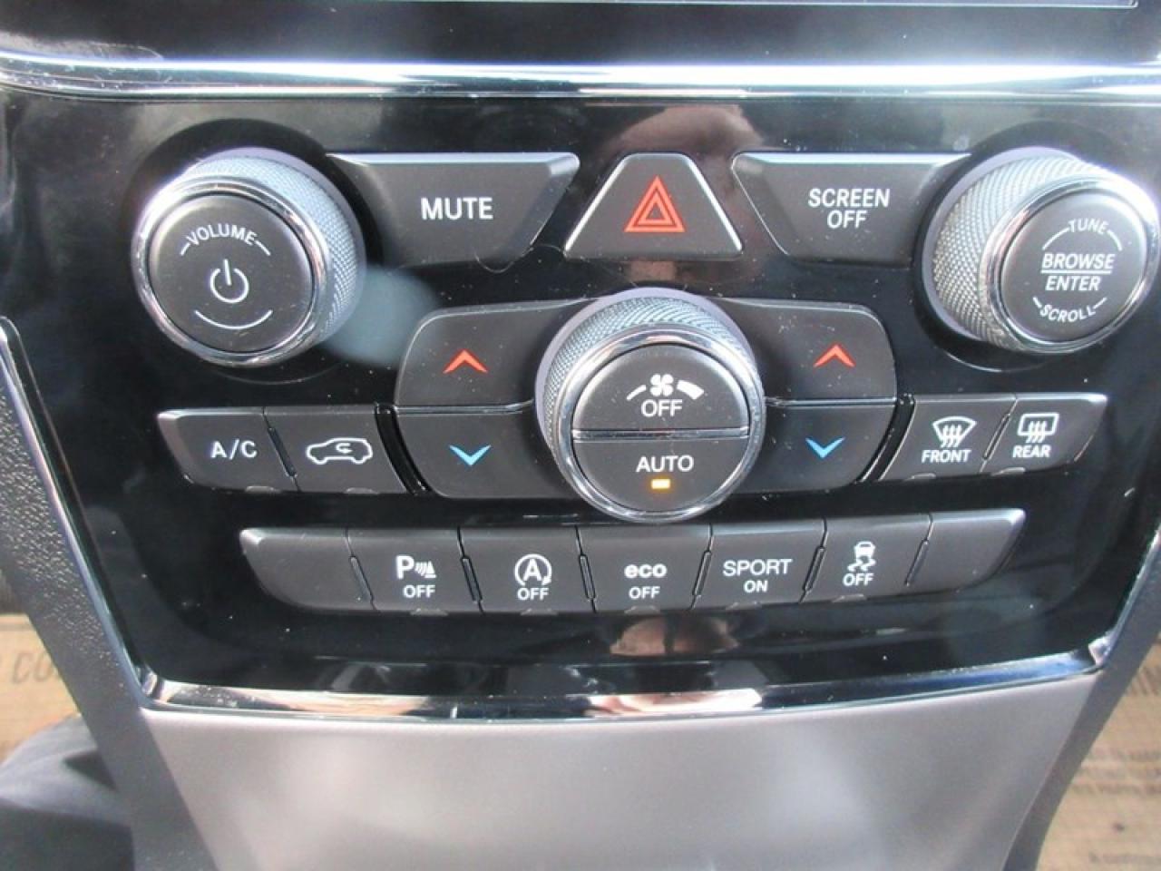 2019 Jeep Grand Cherokee LIMITED 4X4 Photo