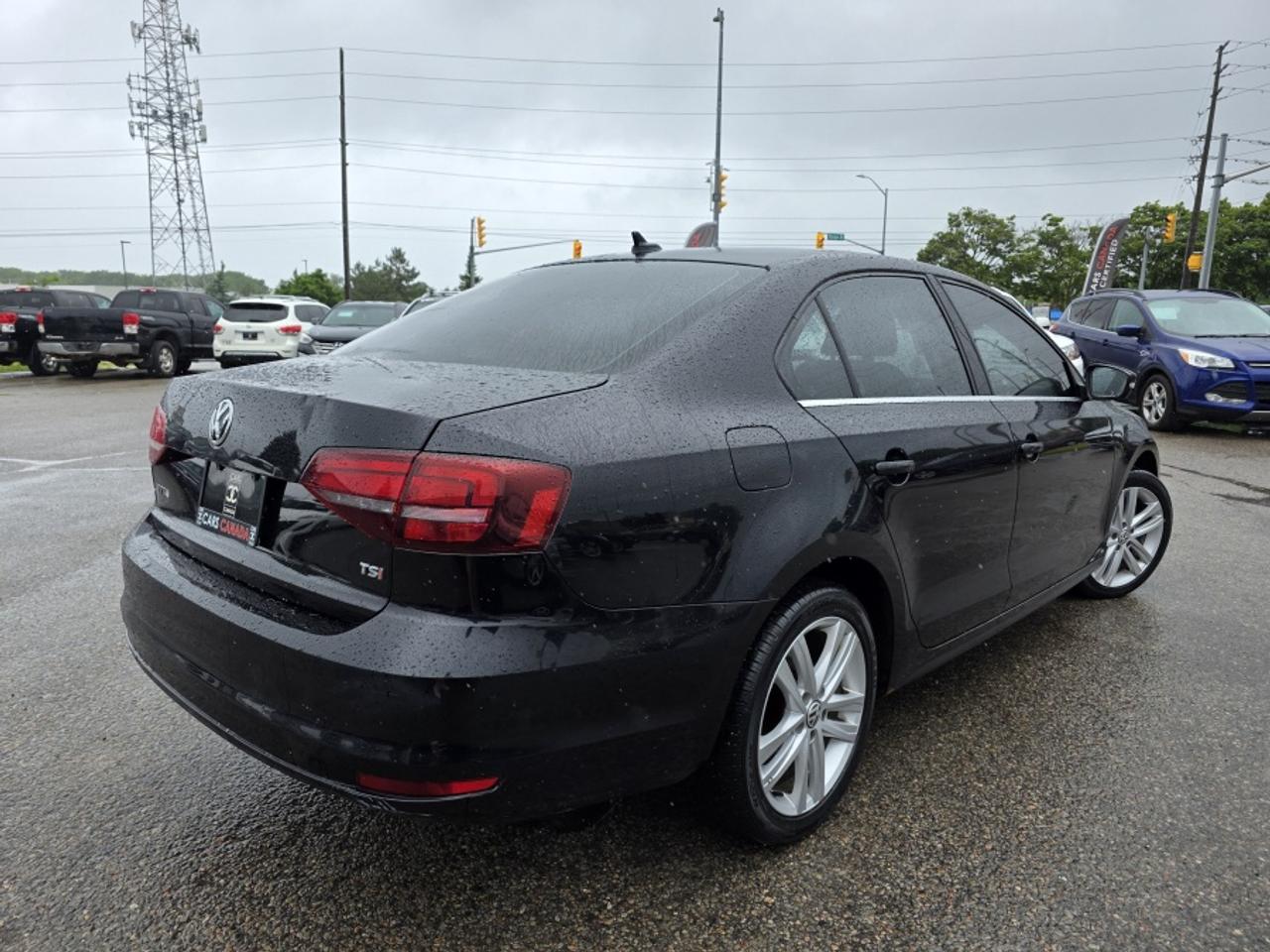 2016 Volkswagen Jetta ***LEATHER | NAVIGATION | SUNROOF | DRIVES GREAT!! Photo