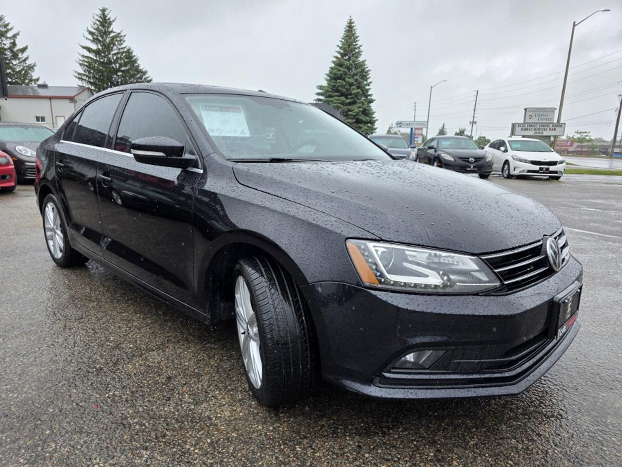 2016 Volkswagen Jetta ***LEATHER | NAVIGATION | SUNROOF | DRIVES GREAT!! Photo