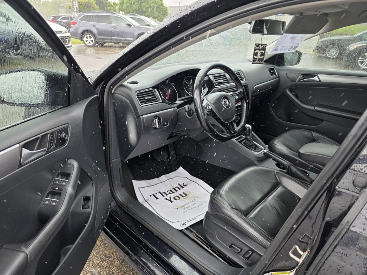 2016 Volkswagen Jetta ***LEATHER | NAVIGATION | SUNROOF | DRIVES GREAT!! Photo