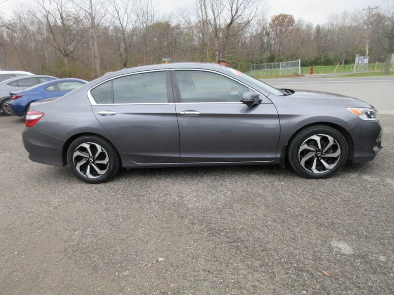 2016 Honda Accord EX-L Photo