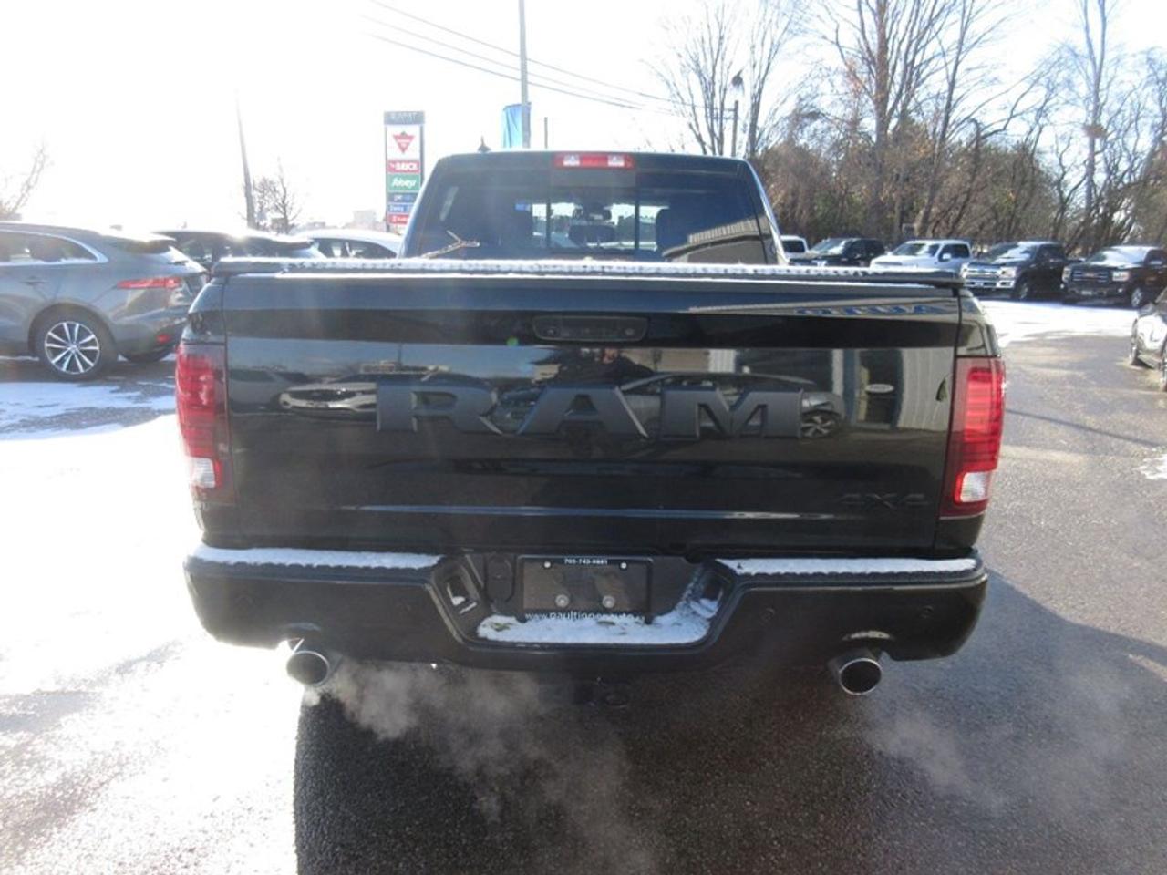 2018 RAM 1500 SPORT LWB Photo