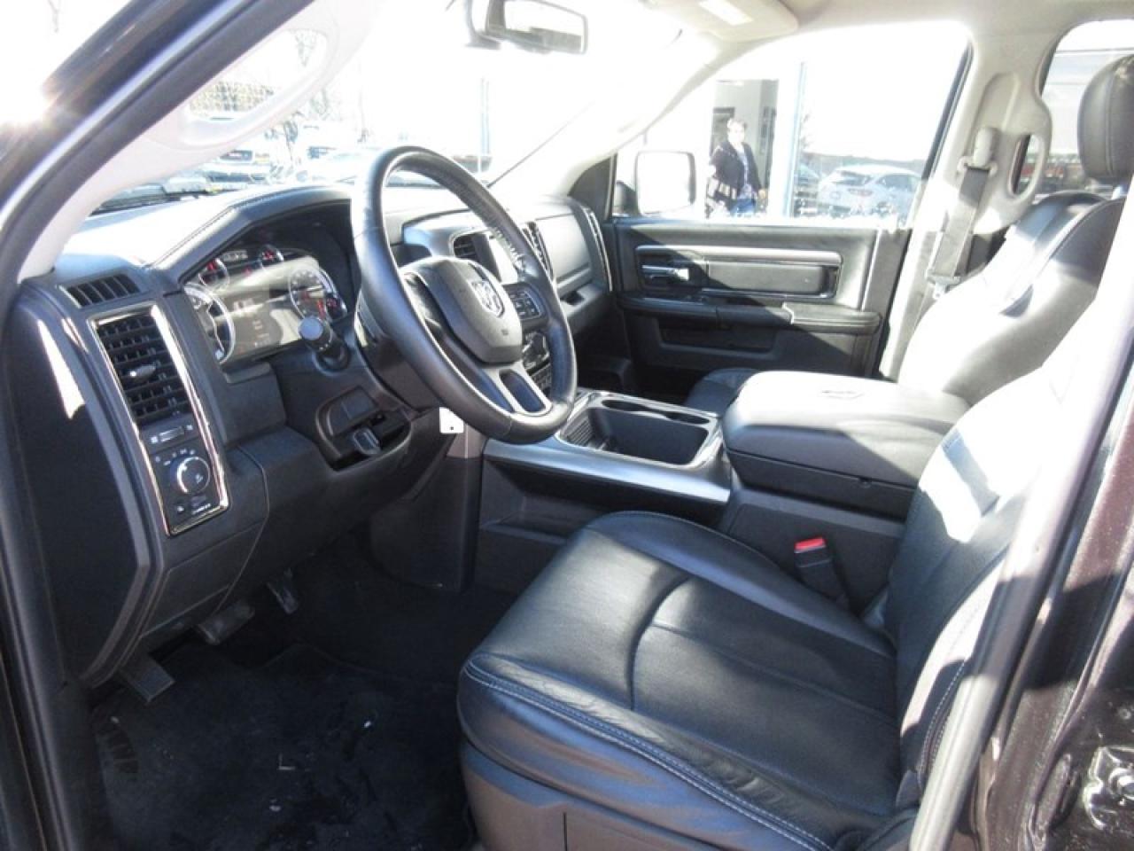 2018 RAM 1500 SPORT LWB Photo