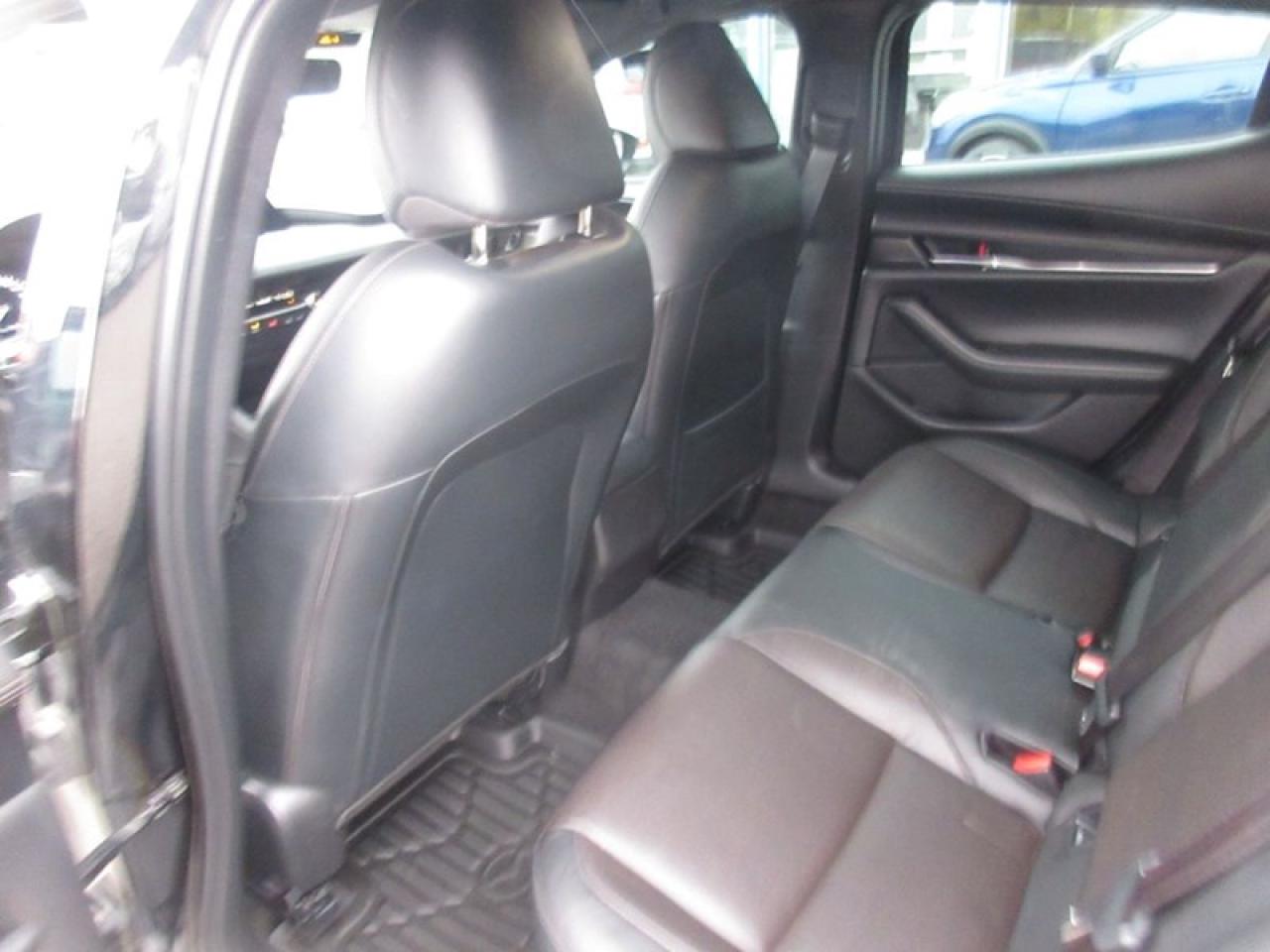 2022 Mazda MAZDA3  Photo