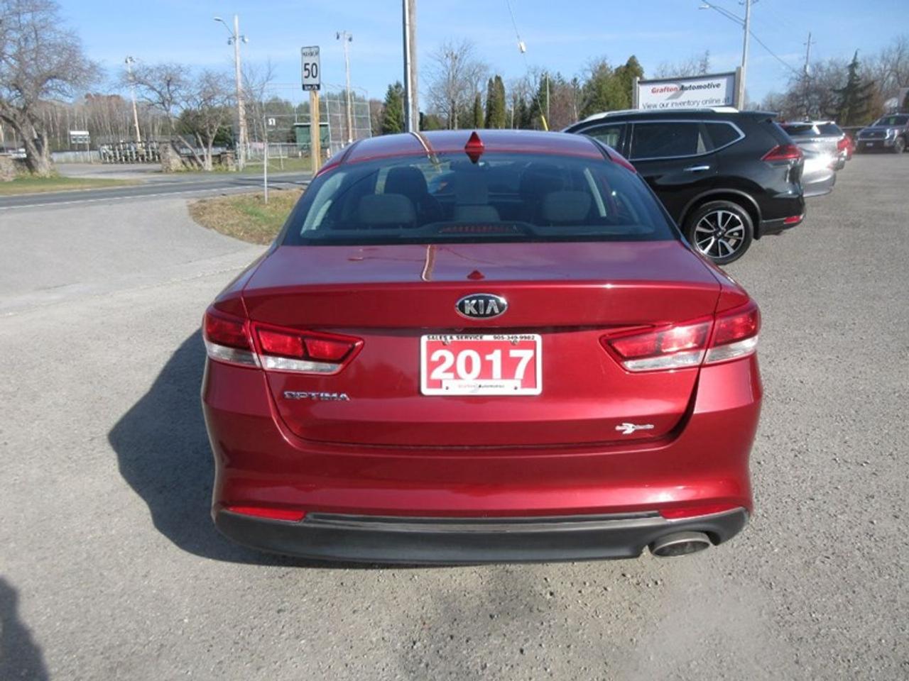 2017 Kia Optima LX Photo3