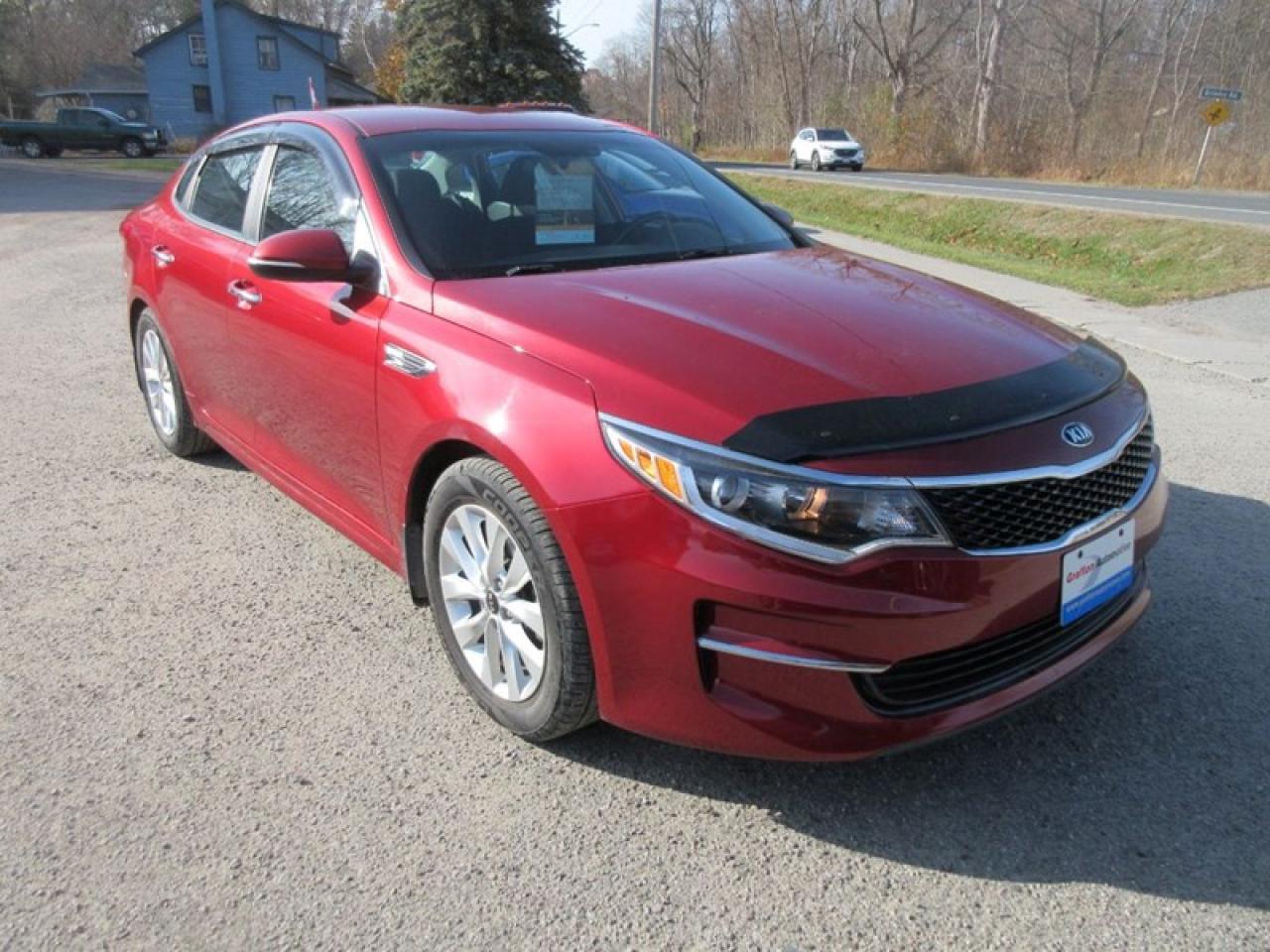 2017 Kia Optima LX Photo