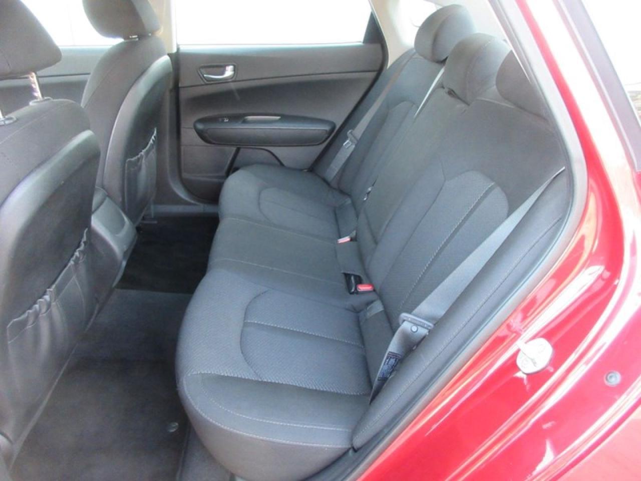 2017 Kia Optima LX Photo